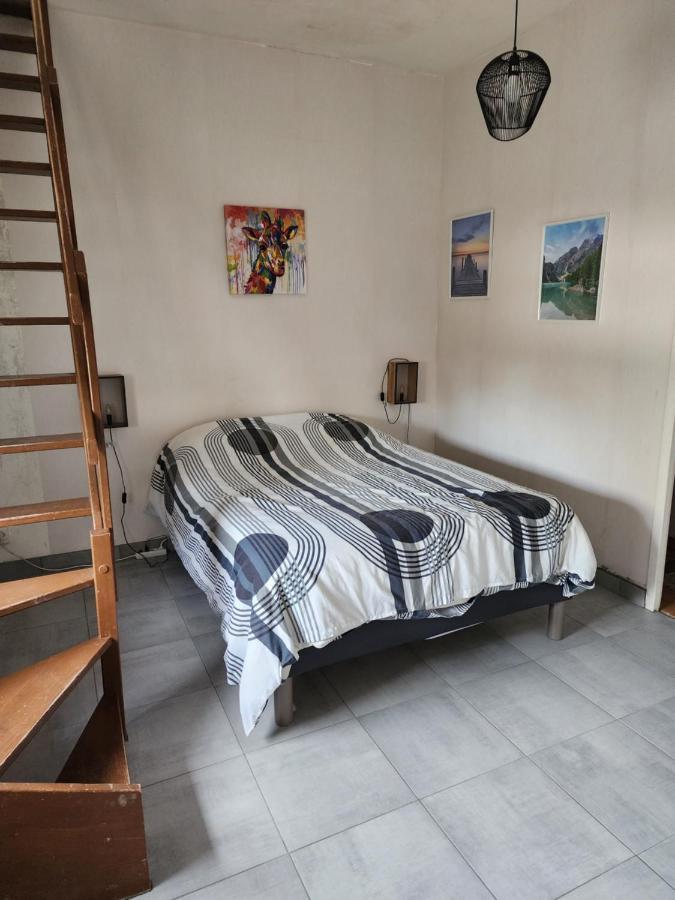 Appartement Duplex F2 Tout Confort Proche Centre Ville Avec Parking Gratuit Montlucon Ngoại thất bức ảnh