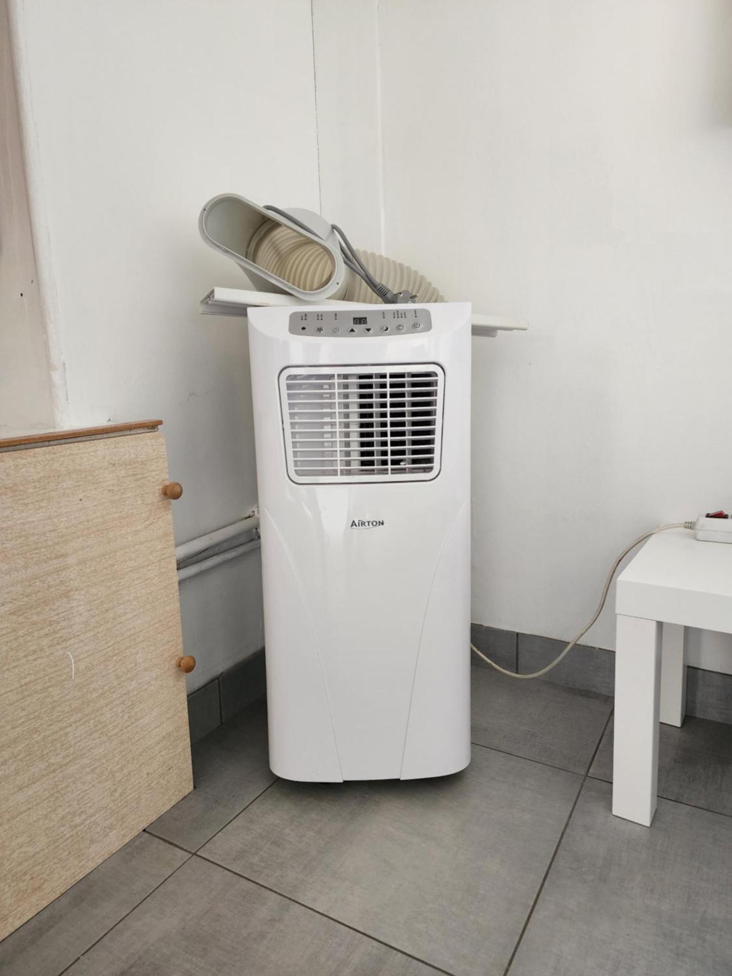 Appartement Duplex F2 Tout Confort Proche Centre Ville Avec Parking Gratuit Montlucon Ngoại thất bức ảnh
